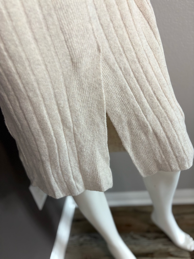 Kendall & Kylie Cream Ribbed V-Neck Belted Midi Dress — image 6 of 8